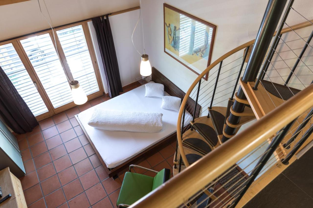 Schnider Bed&Breakfast Und Cafe Валс Екстериор снимка