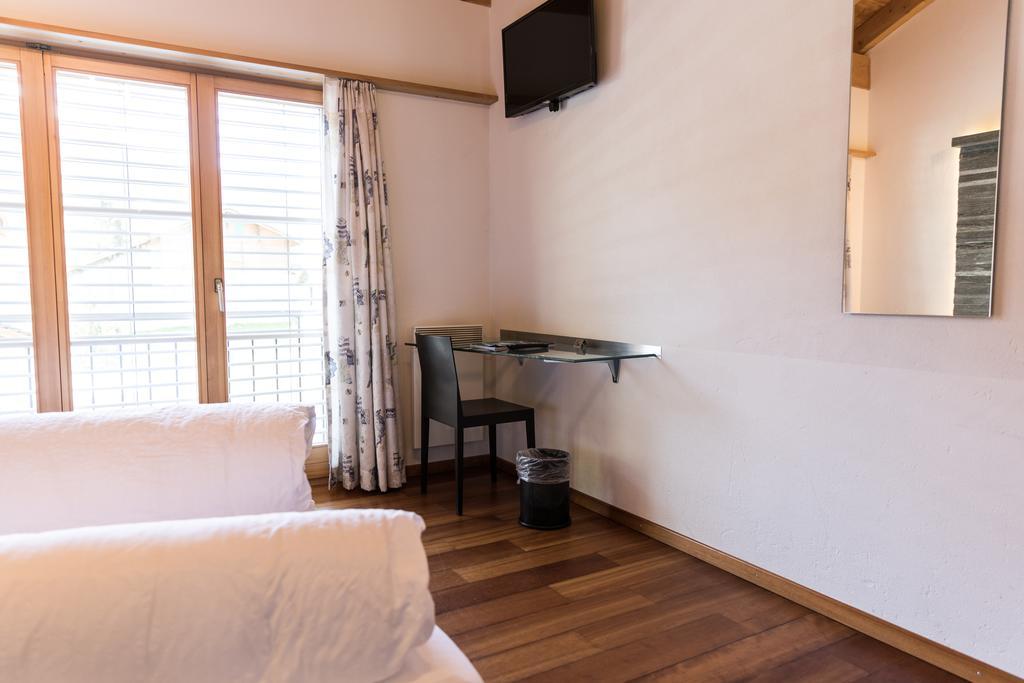 Schnider Bed&Breakfast Und Cafe Валс Екстериор снимка