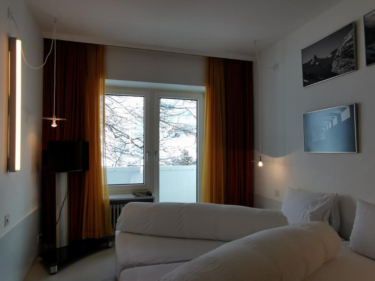 Schnider Bed&Breakfast Und Cafe Валс Екстериор снимка